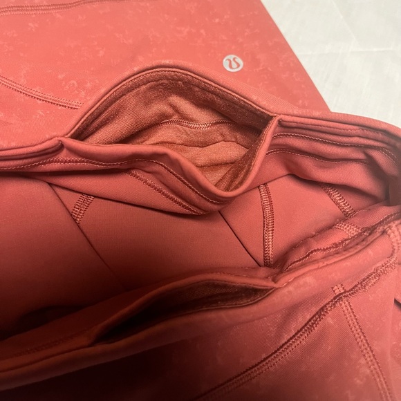 Lululemon Womans Shorts in Pristine Condition!! - Picture 14 of 16